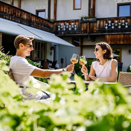 Hotel Zum Weissensee