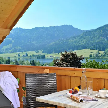 Hotel Zum Weissensee