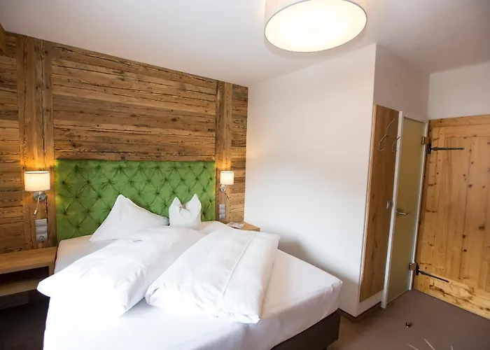 Hotel Zum Weissensee